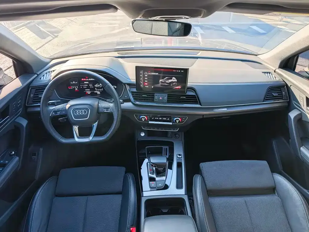 Audi Q5L Sportback 2022 из CN, фото 6