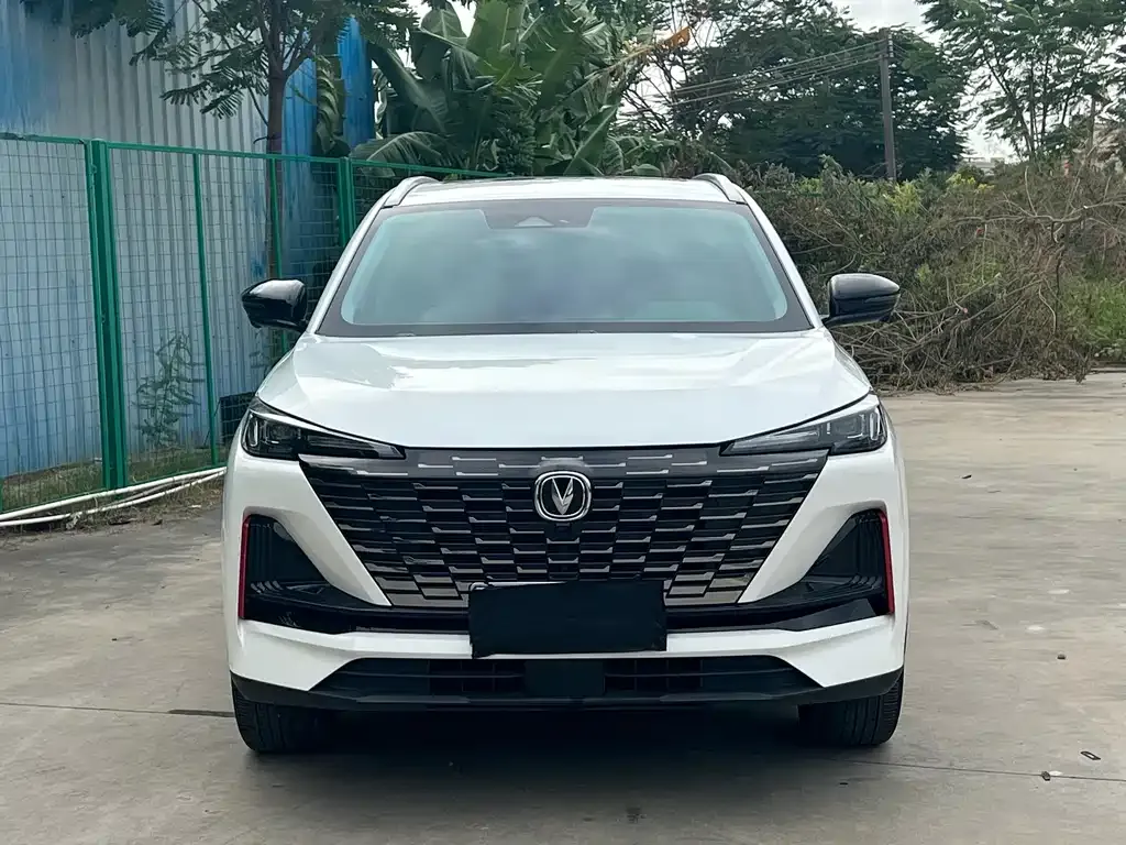 Changan CS75PLUS 2022 из CN, фото 2