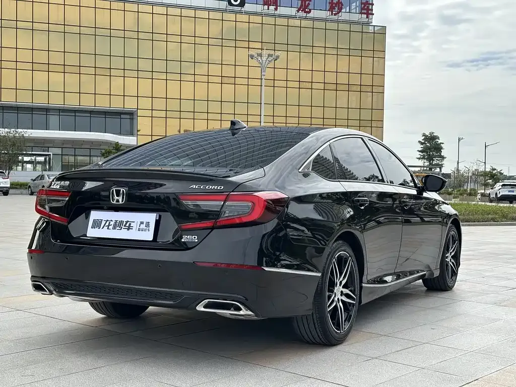 Honda Accord 2023 из CN, фото 10