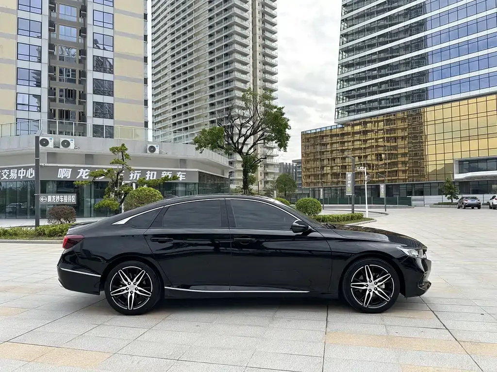 Honda Accord 2023 из CN, фото 6