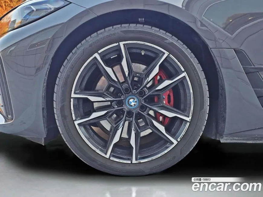 BMW i4 2024 из KR, фото 5