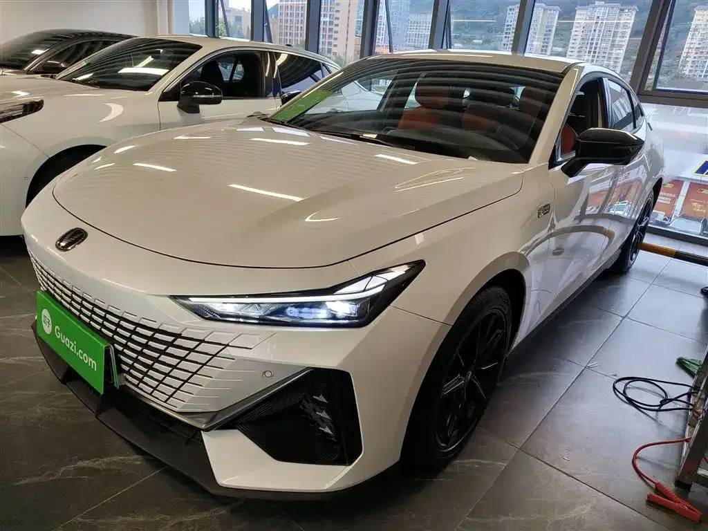 Changan UNI-V iDD 2024 из CN, фото 1