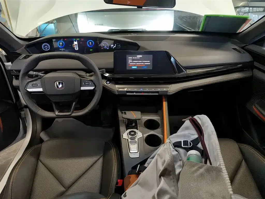 Changan UNI-V iDD 2024 из CN, фото 10
