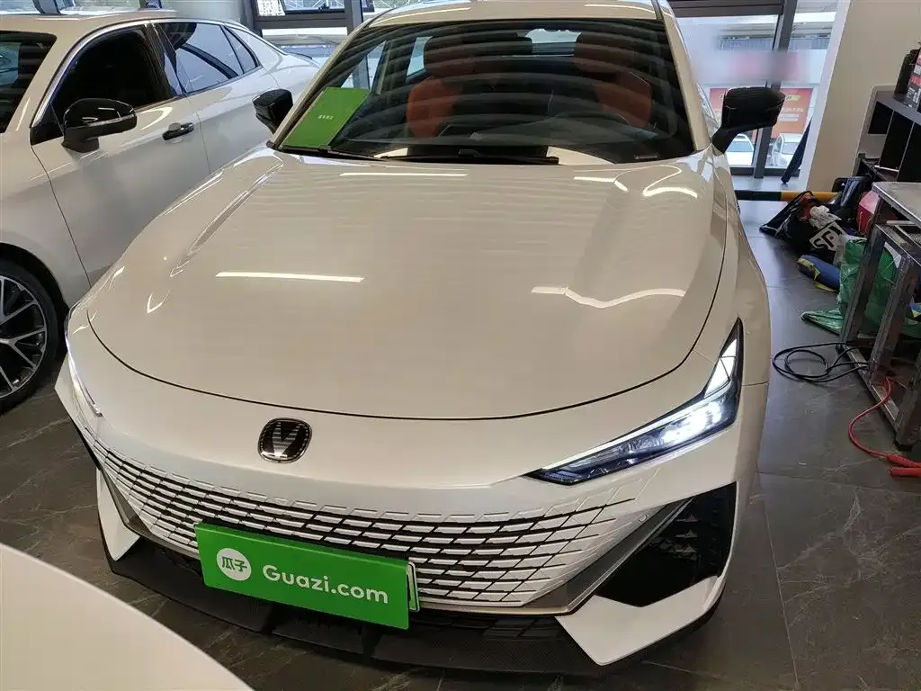Changan UNI-V iDD 2024 из CN, фото 3