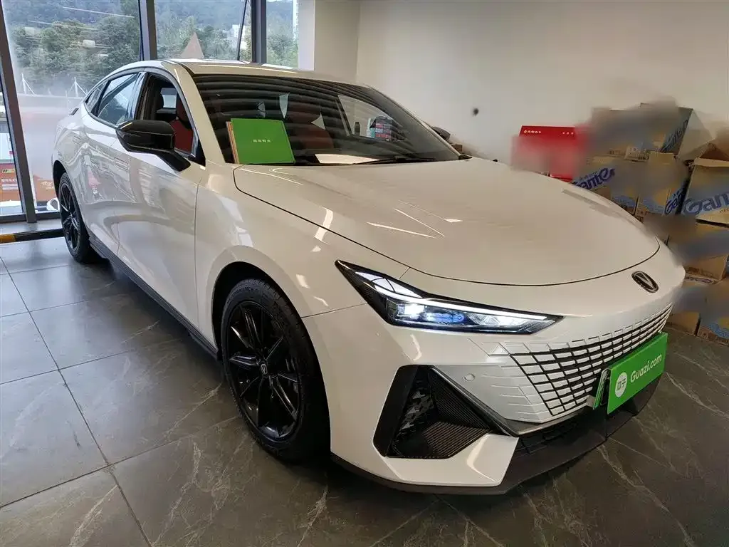 Changan UNI-V iDD 2024 из CN, фото 4