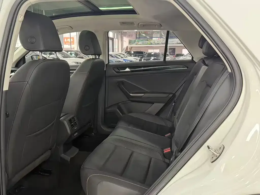 Volkswagen T-Roc 2022 из CN, фото 6