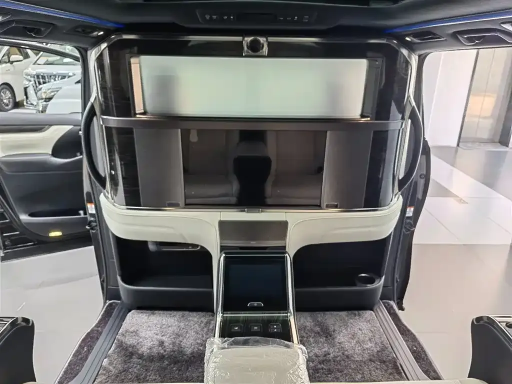 Lexus LM 2021 из CN, фото 10