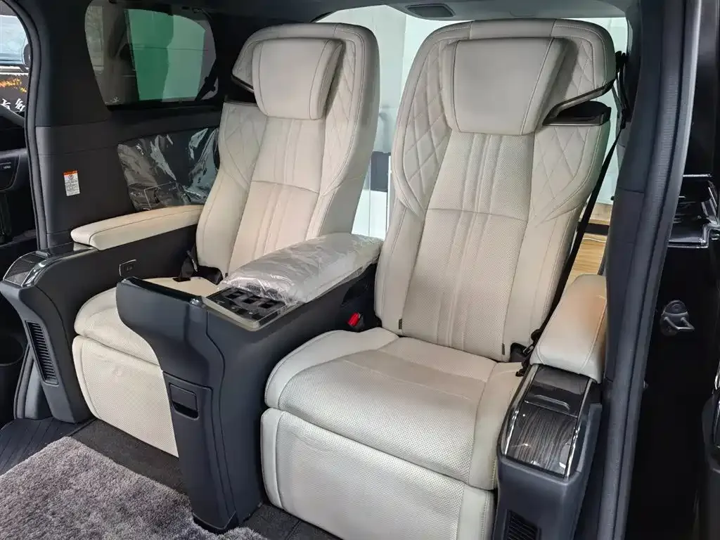Lexus LM 2021 из CN, фото 9