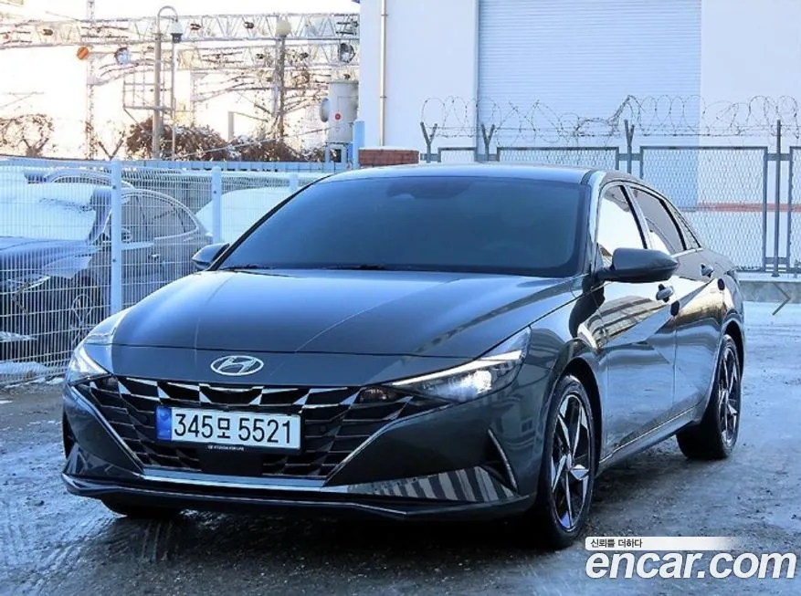 Hyundai AVANTE — фото 2