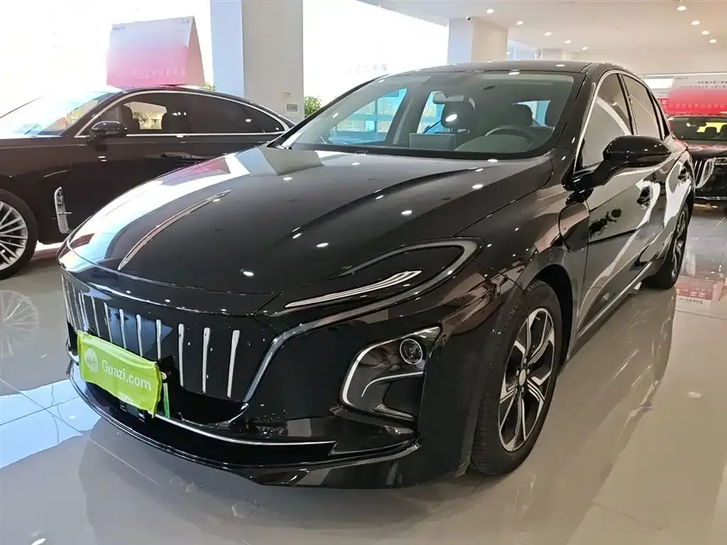 Hongqi E-QM5 2024 из CN, фото 1