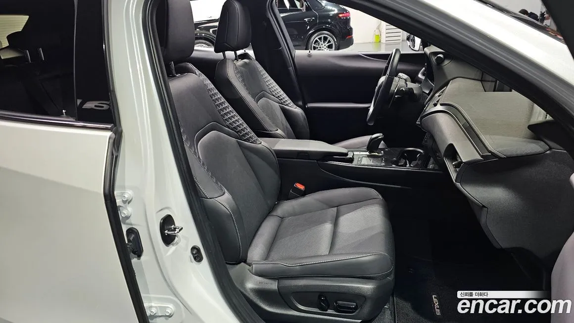 Lexus UX 2022 из KR, фото 10