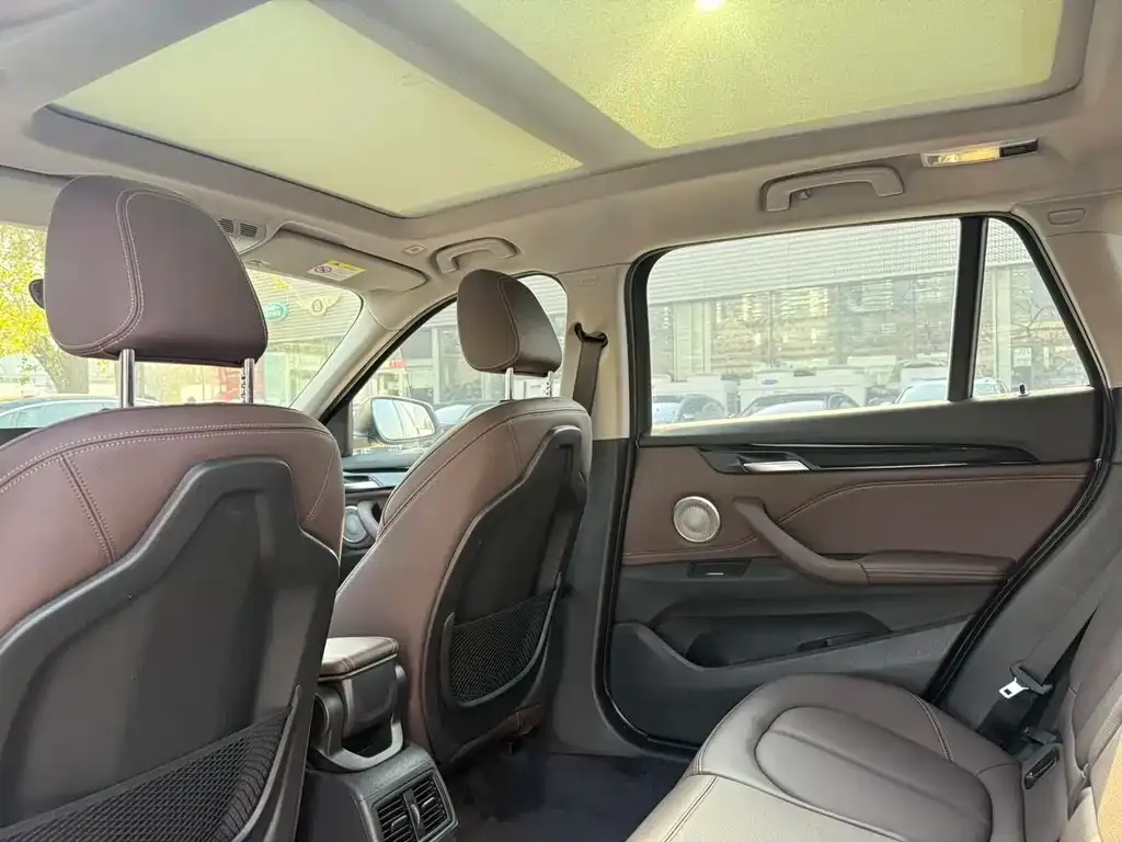 BMW X1 2022 из CN, фото 5