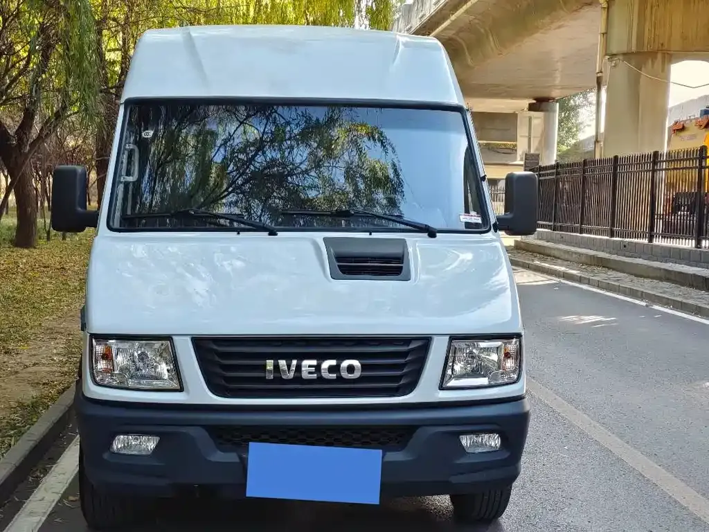 IVECO Daily 2023 из CN, фото 2