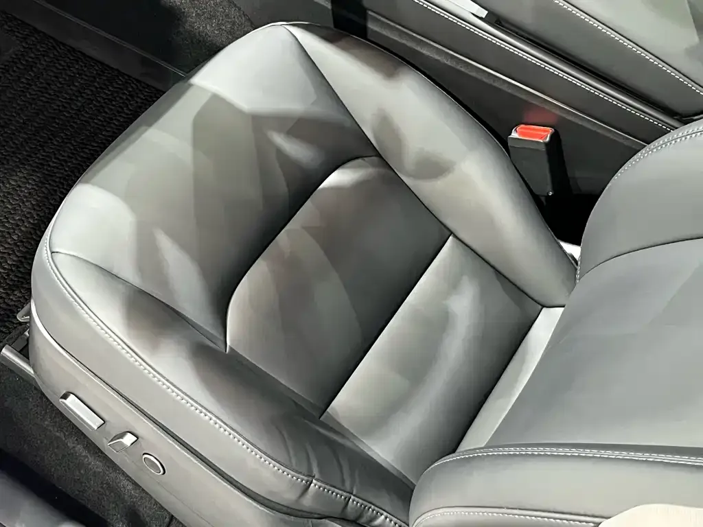 Tesla Model Y 2023 из CN, фото 10