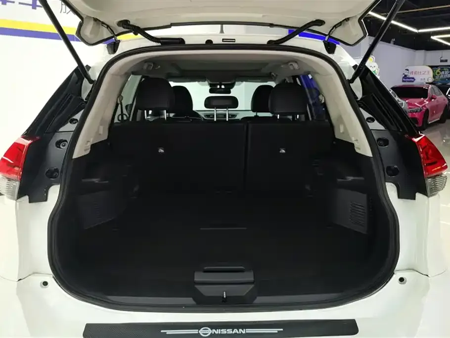 Nissan X-Trail 2024 из CN, фото 4