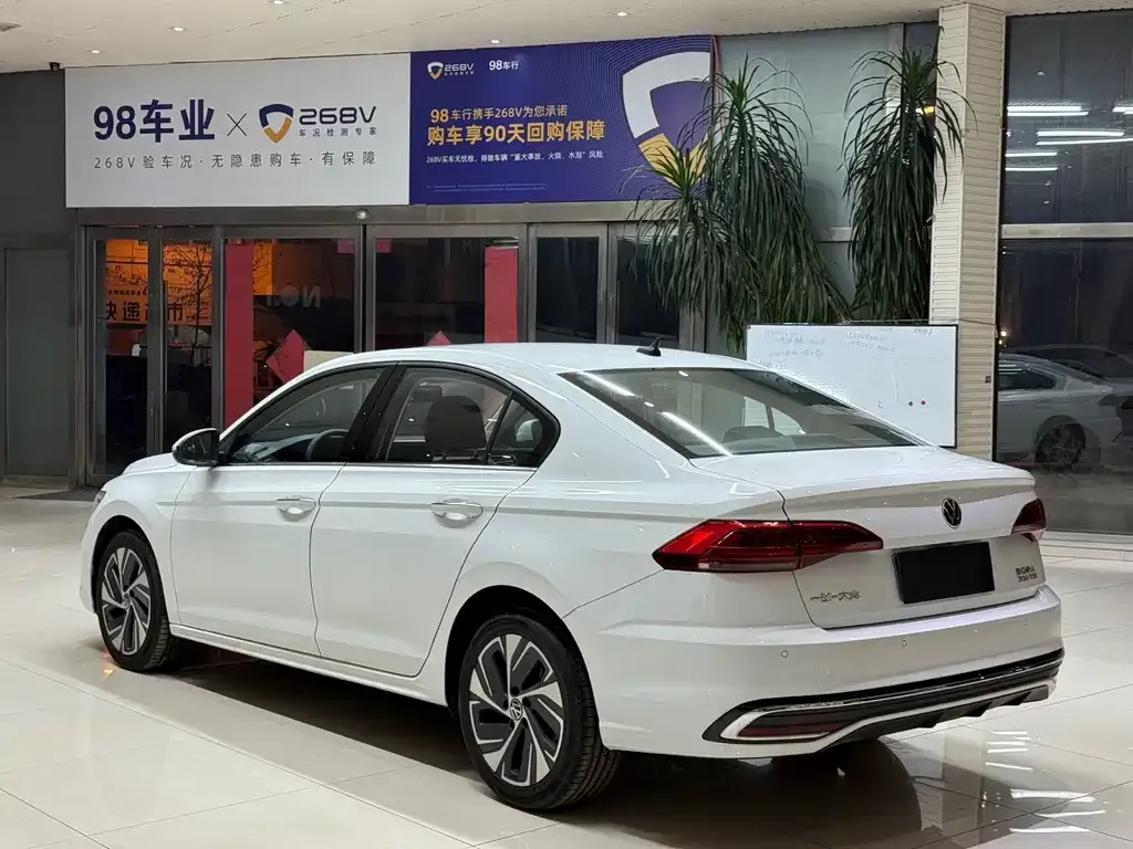 Volkswagen Bora 2022 из CN, фото 6