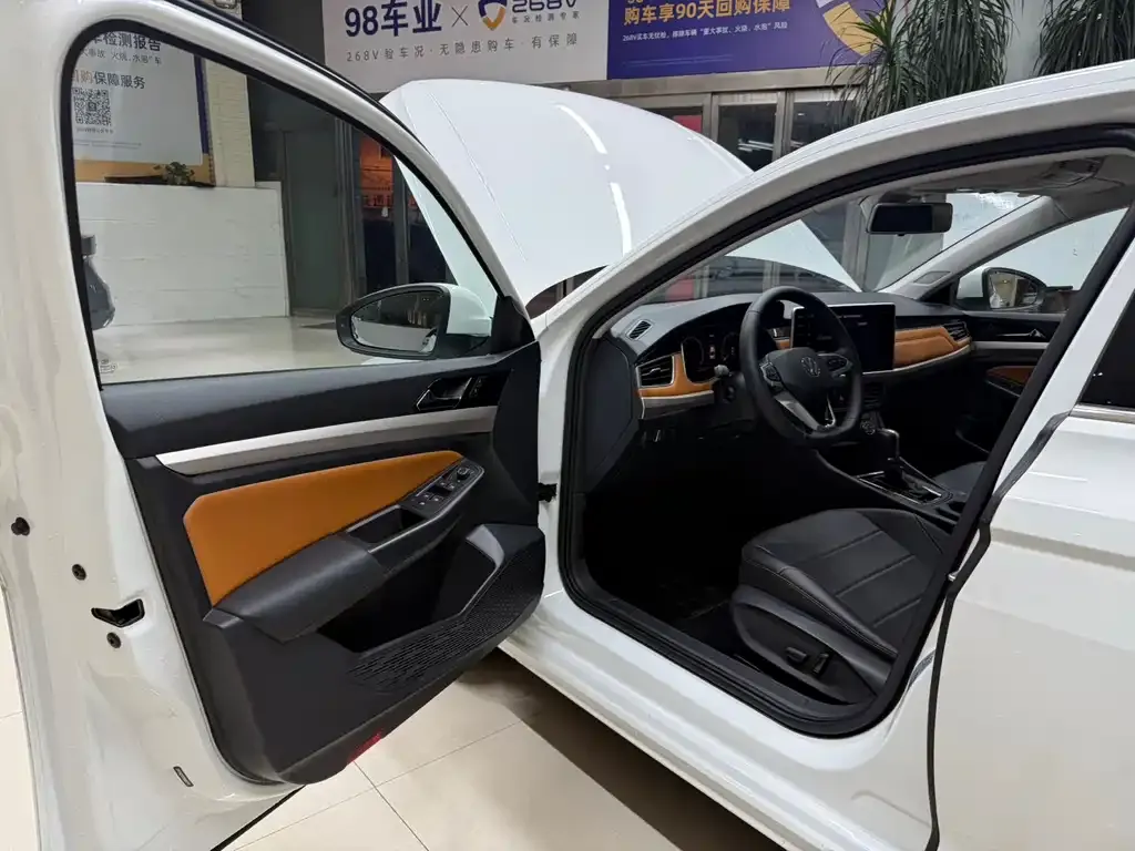 Volkswagen Bora 2022 из CN, фото 8