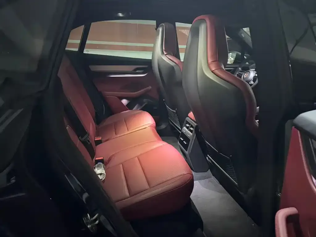 Porsche Macan EV 2024 из CN, фото 5