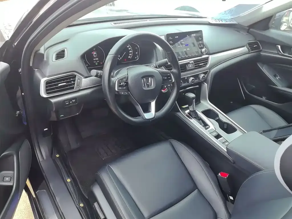 Honda Accord 2021 из CN, фото 10