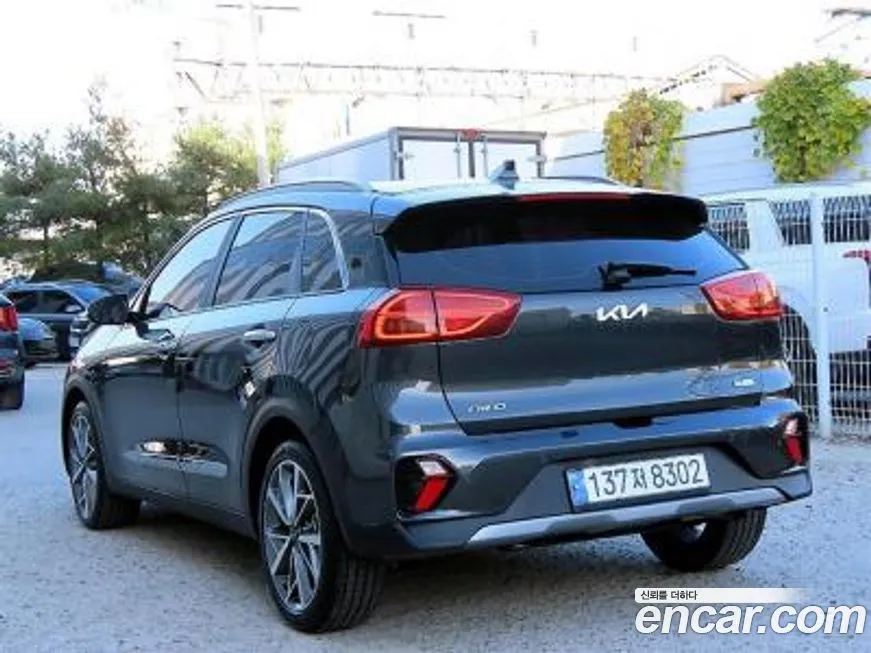 Kia Niro — фото 3