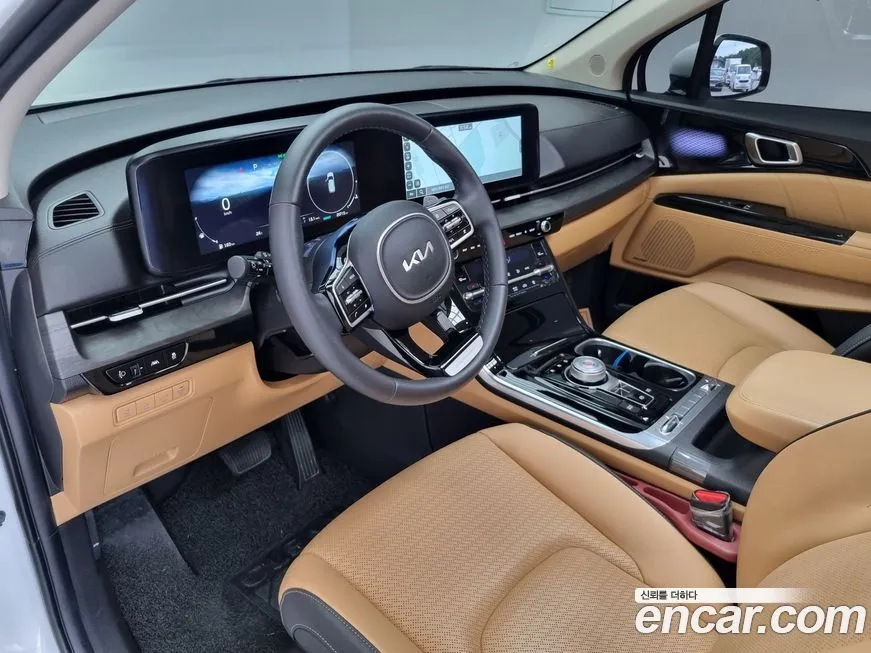 Kia Carnival — фото 10