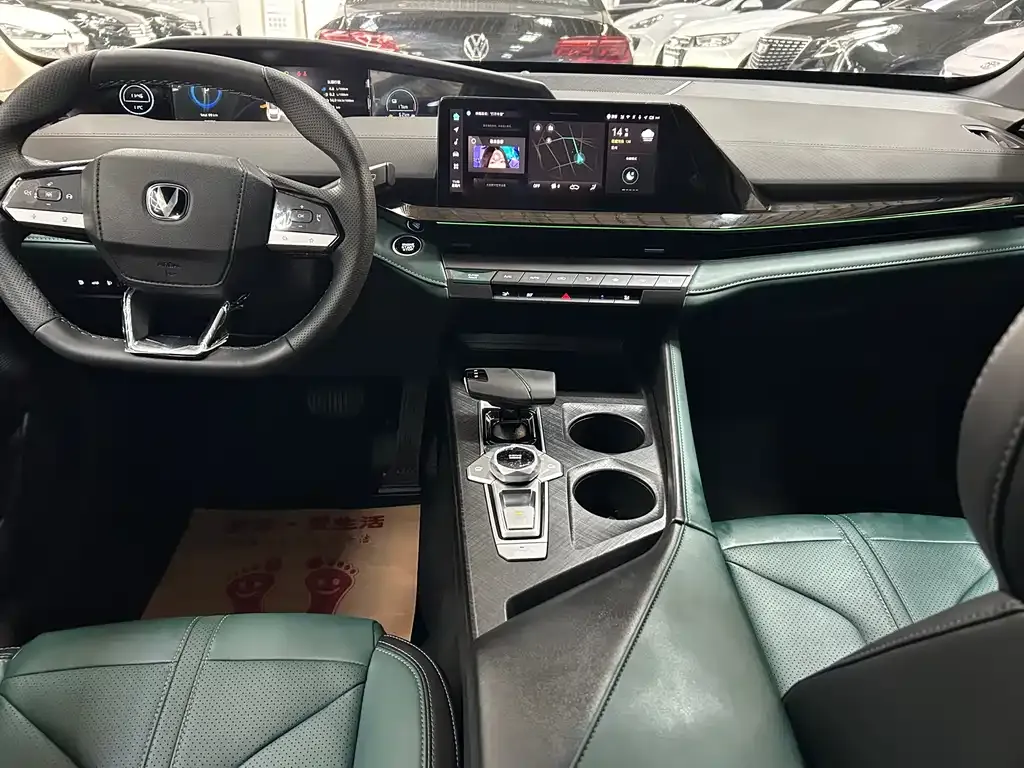 Changan UNI-V iDD 2025 из CN, фото 10