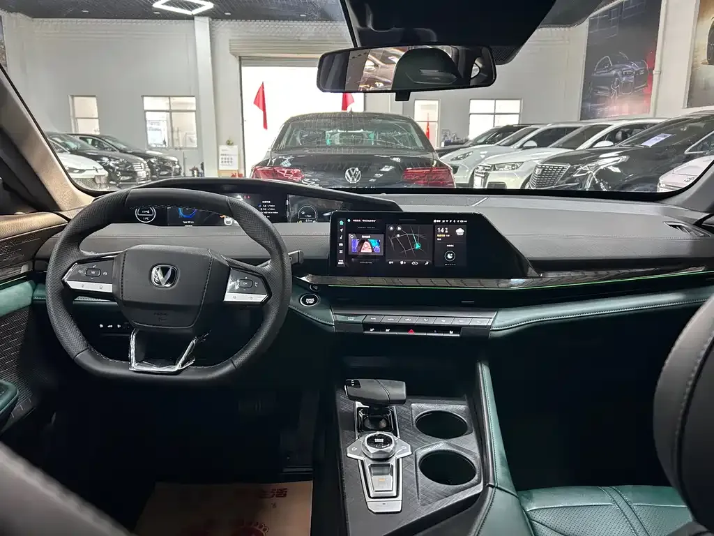 Changan UNI-V iDD 2025 из CN, фото 9