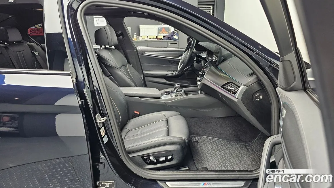BMW 5-Series 2023 из KR, фото 10