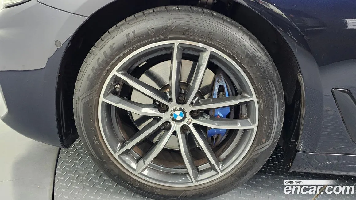 BMW 5-Series 2023 из KR, фото 5