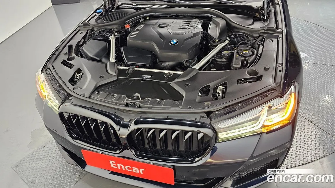 BMW 5-Series 2023 из KR, фото 6