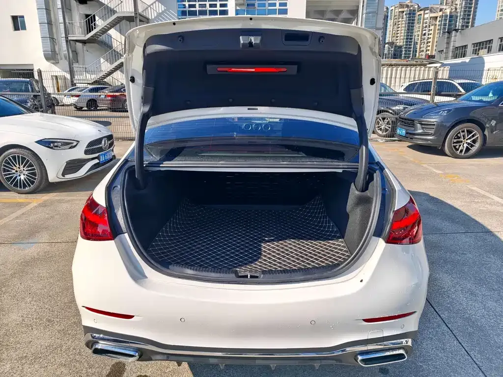Mercedes-Benz C-Class 2023 из CN, фото 7