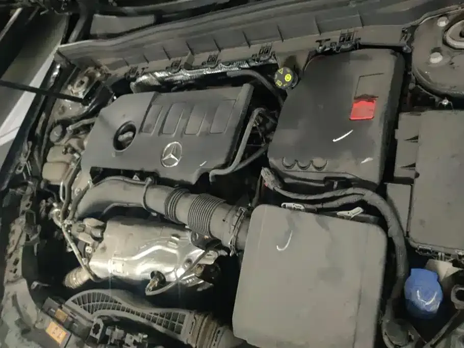 Mercedes-Benz GLB 2022 из CN, фото 10