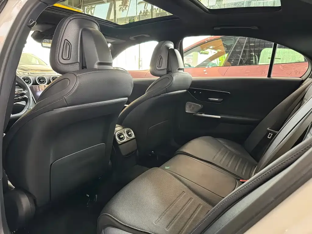 Mercedes-Benz C-Class 2023 из CN, фото 9