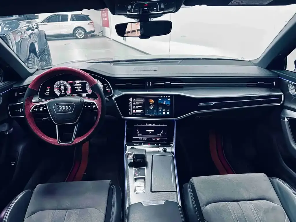 Audi A6L 2025 из CN, фото 5