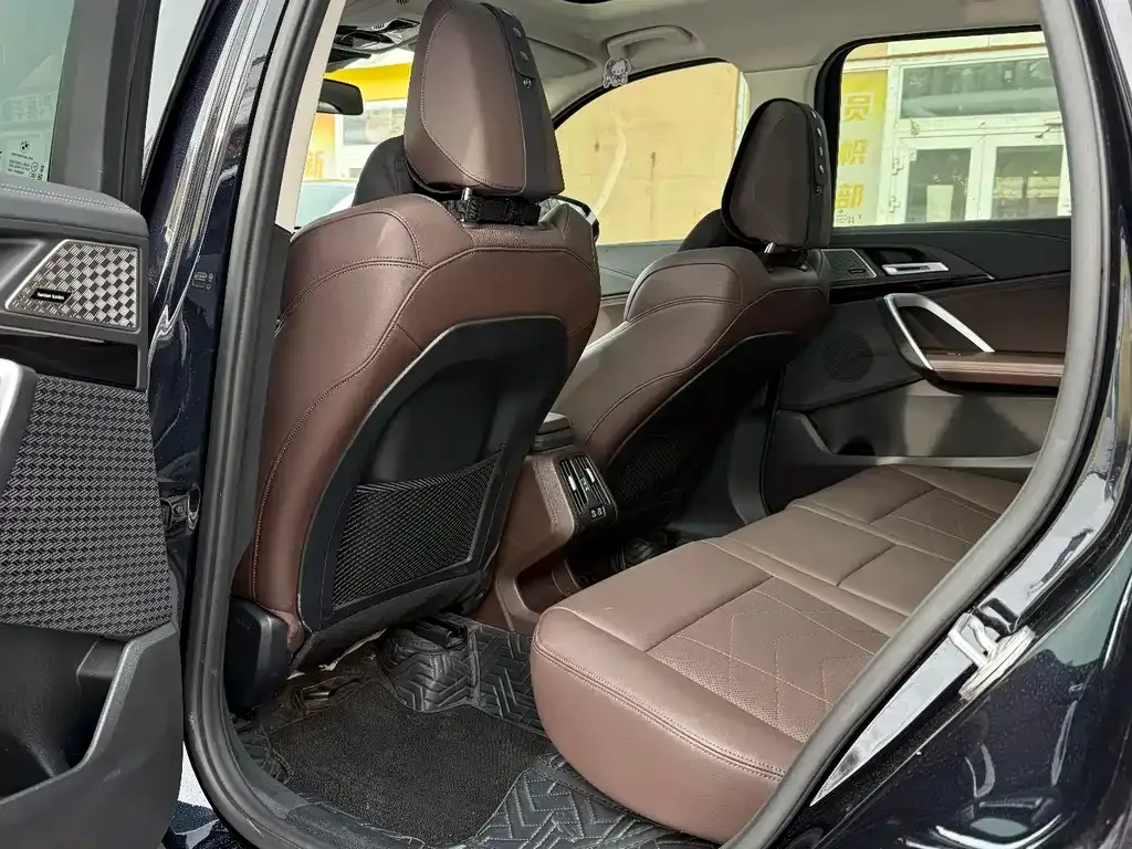 BMW X1 2023 из CN, фото 8