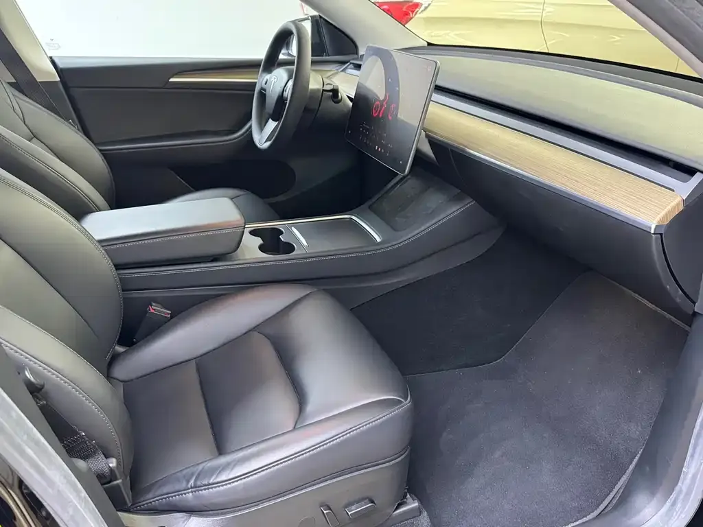 Tesla Model Y 2022 из CN, фото 10