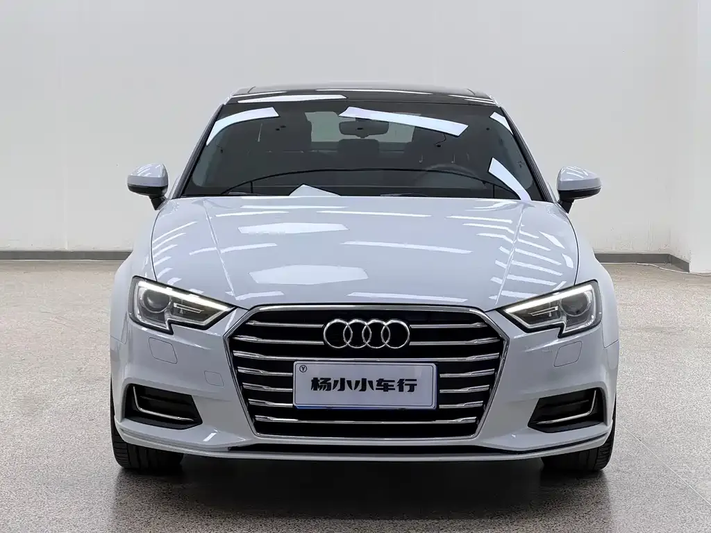 Audi A3 2021 из CN, фото 2