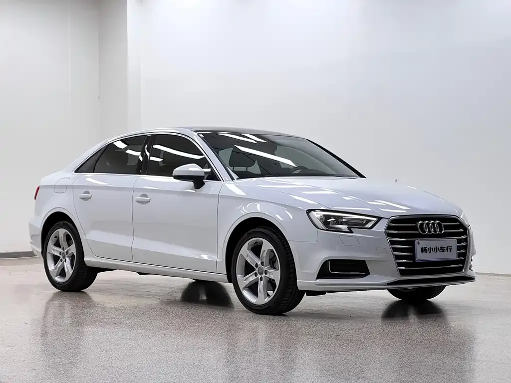 Audi A3 2021 из CN, фото 3