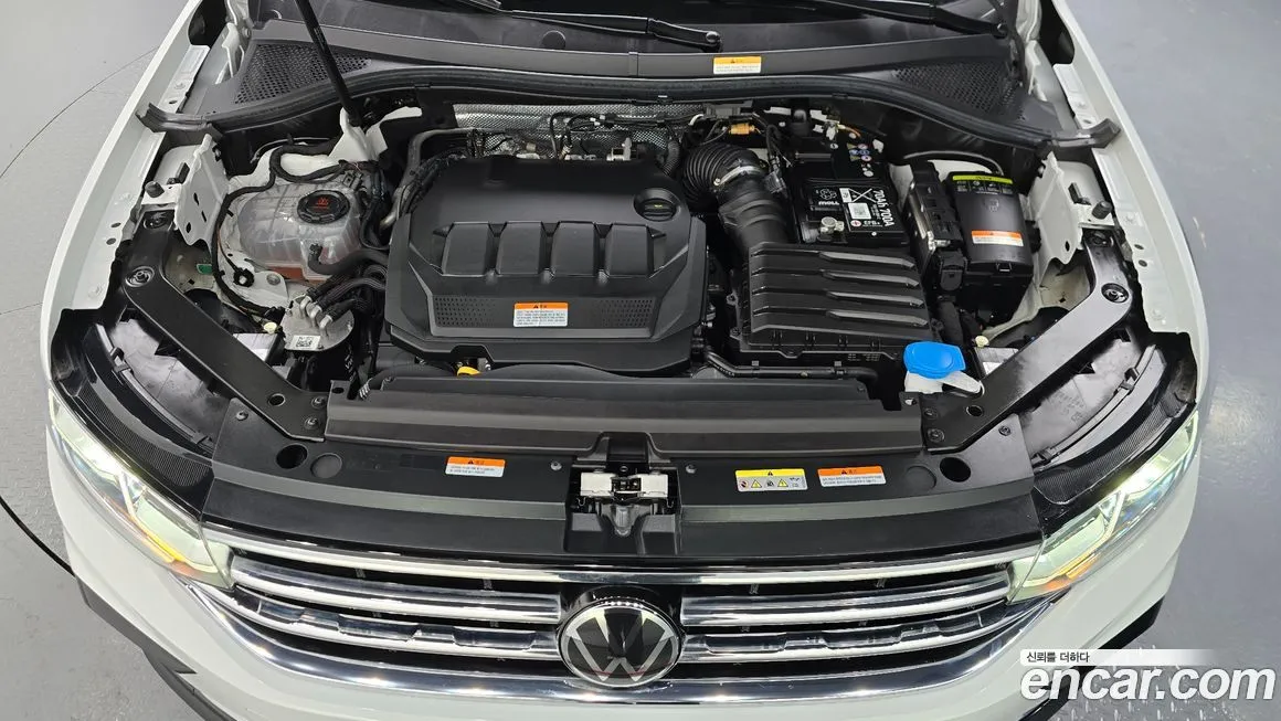 Volkswagen Tiguan — фото 6