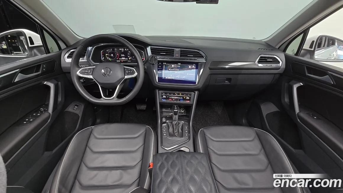 Volkswagen Tiguan — фото 7