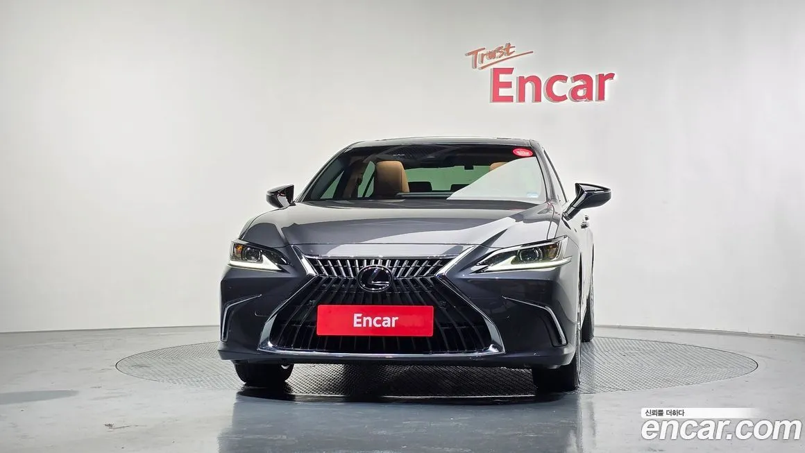 Lexus ES 2023 из KR, фото 3