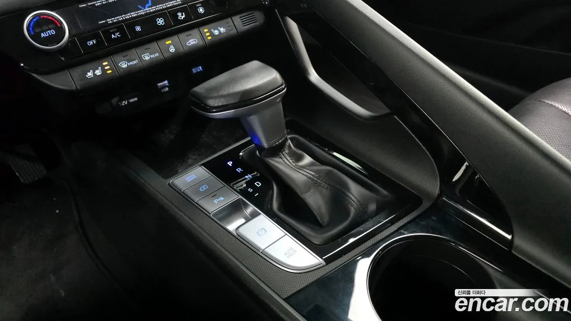 Hyundai AVANTE — фото 9
