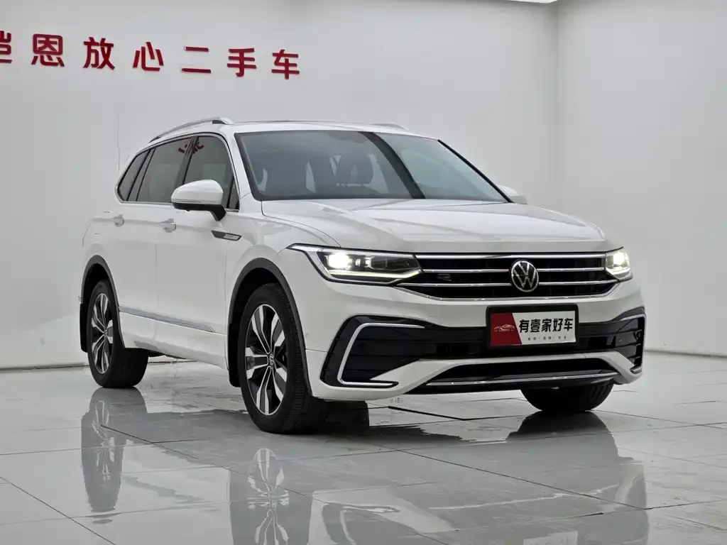 Volkswagen Tiguan L 2022 из CN, фото 3
