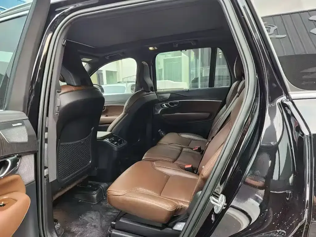 Volvo XC90 2022 из CN, фото 8