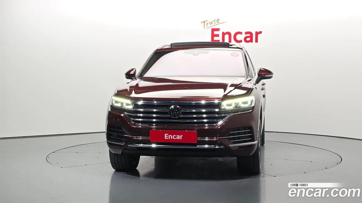 Volkswagen Touareg 2023 из KR, фото 3