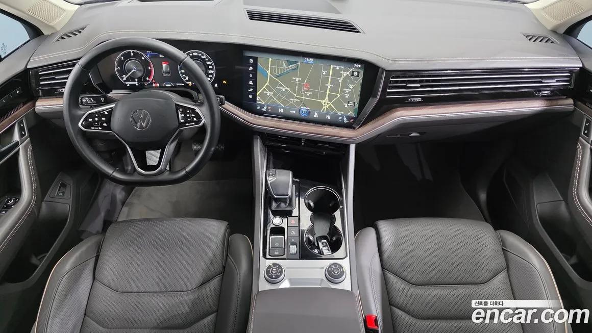 Volkswagen Touareg 2023 из KR, фото 7