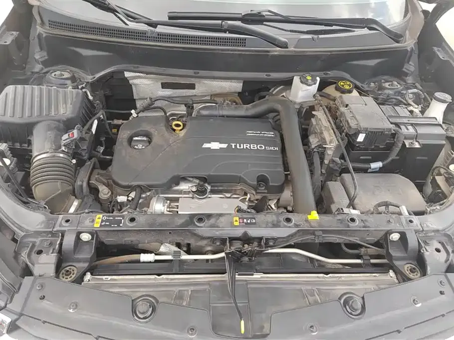 Chevrolet Equinox 2021 из CN, фото 10