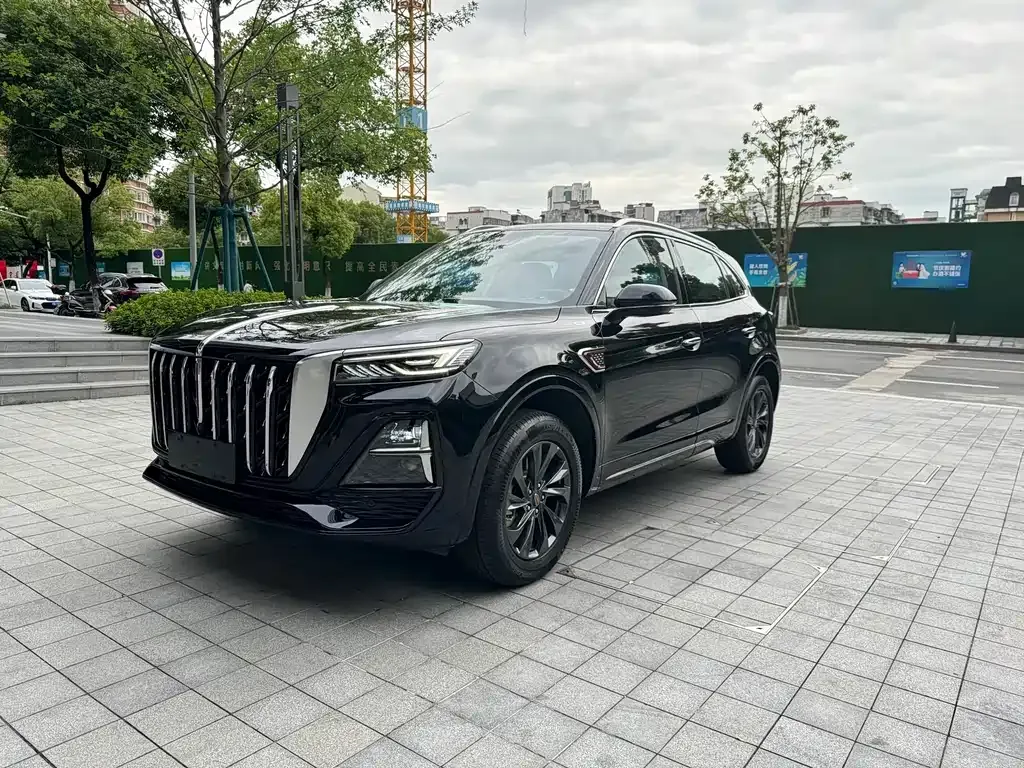 Hongqi HS5 — фото 1