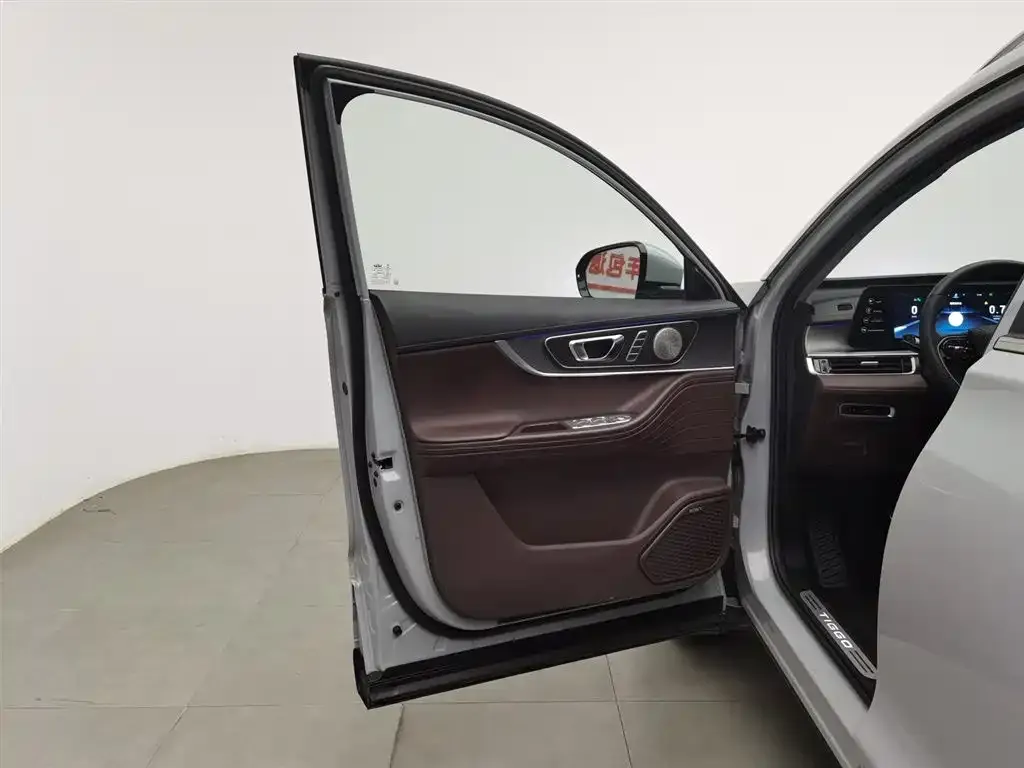 Chery Tiggo 8 PRO — фото 8