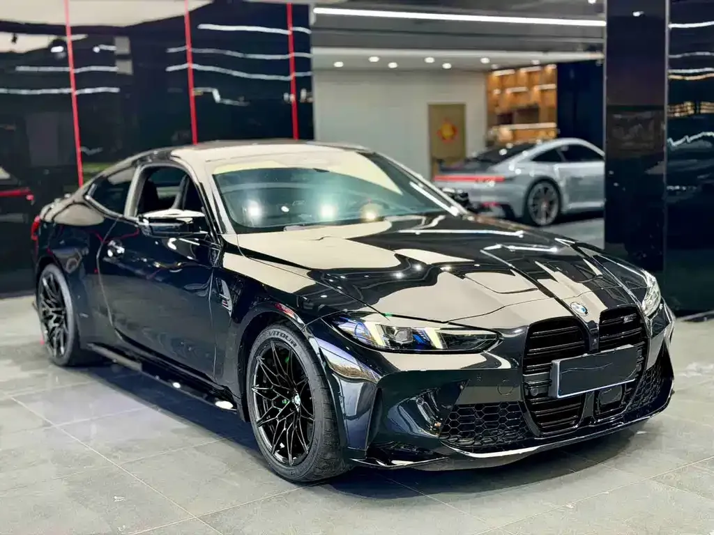 BMW M4 2025 из CN, фото 2